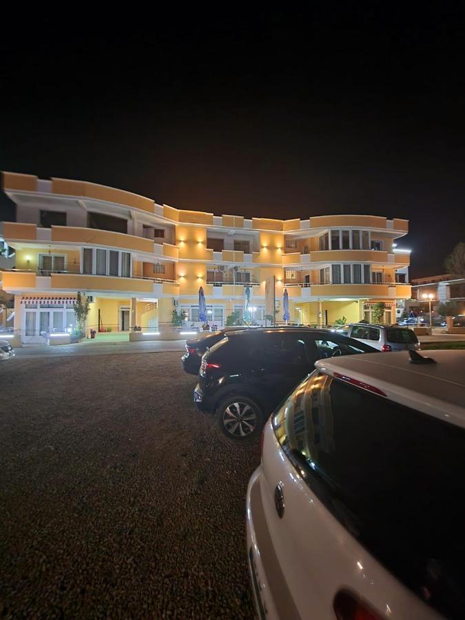 Grandino Rooms & Apartments Ulcinj Luaran gambar