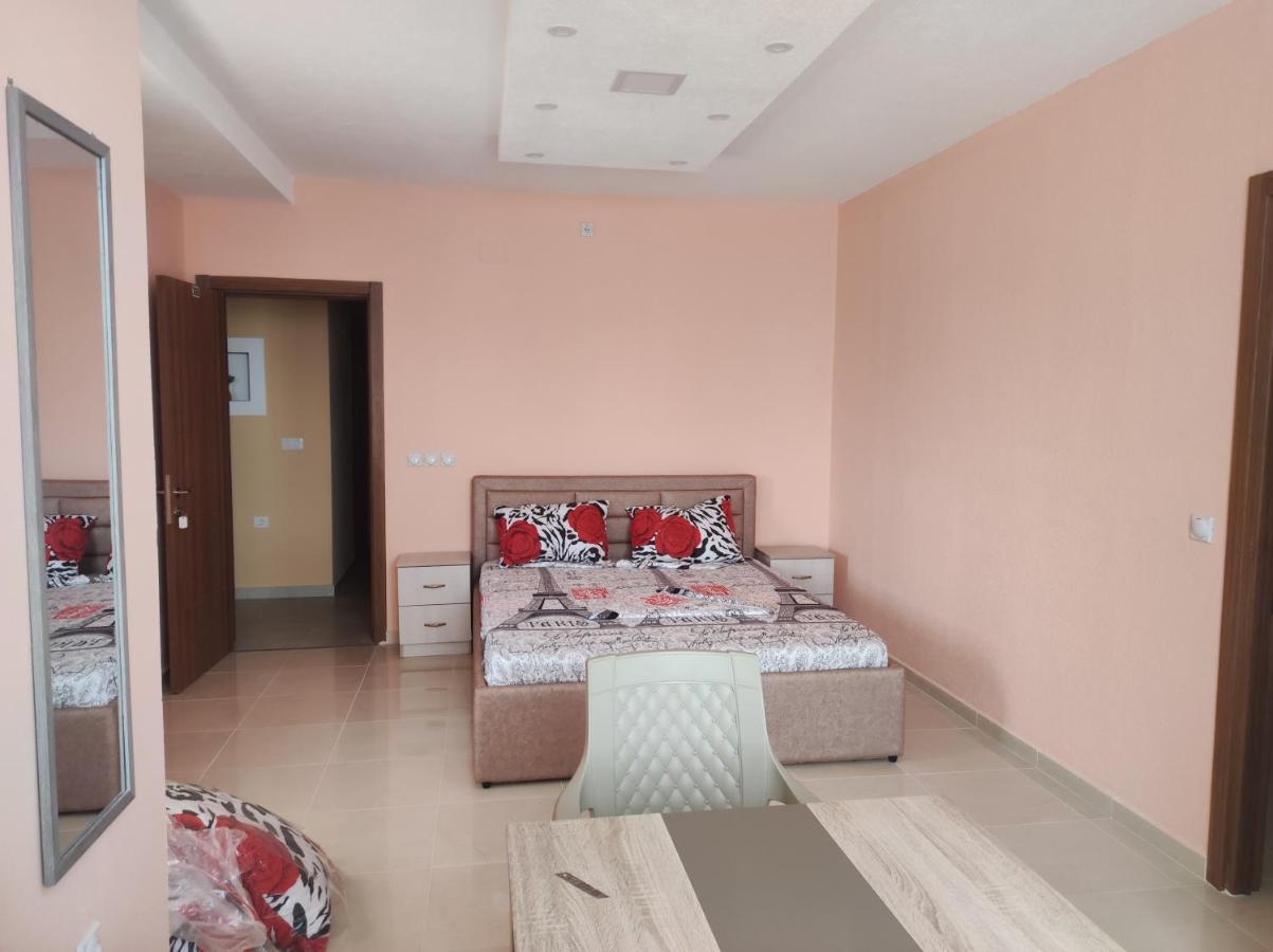 Grandino Rooms & Apartments Ulcinj Luaran gambar